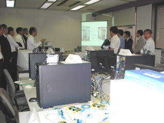 �e�N�m���W�T�����f���ʐ^